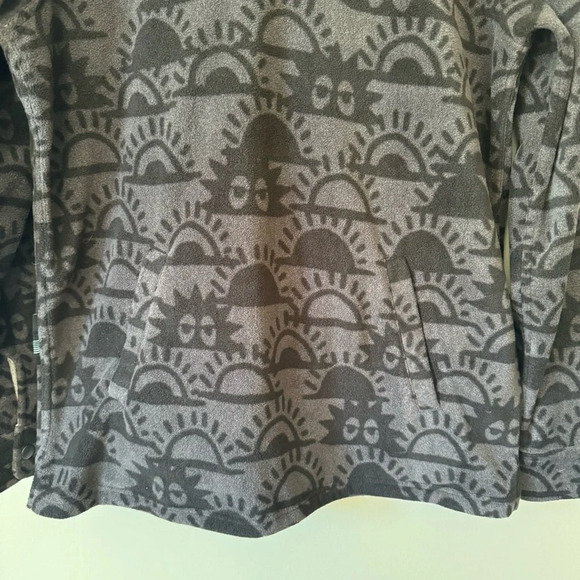 Vissla Boys XL Fleece Hoodie 1/4 Snap Printed Cartoon - Picture 5 of 5